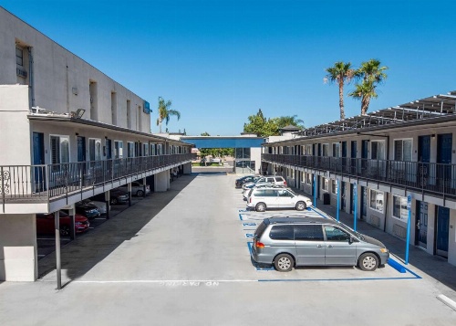 Motel 6 Anaheim - Convention Center image 48